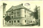 1932